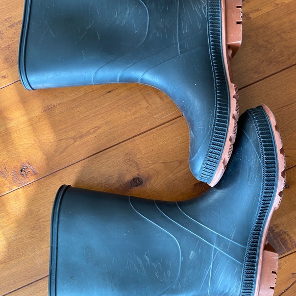 Rubber Rain Boots, Size 6/7, Made in the USA - Picture 3 of 6